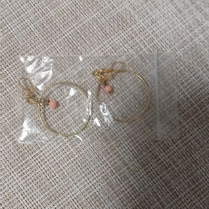 Elegant Gold Hoop Earrings with Pink Accent